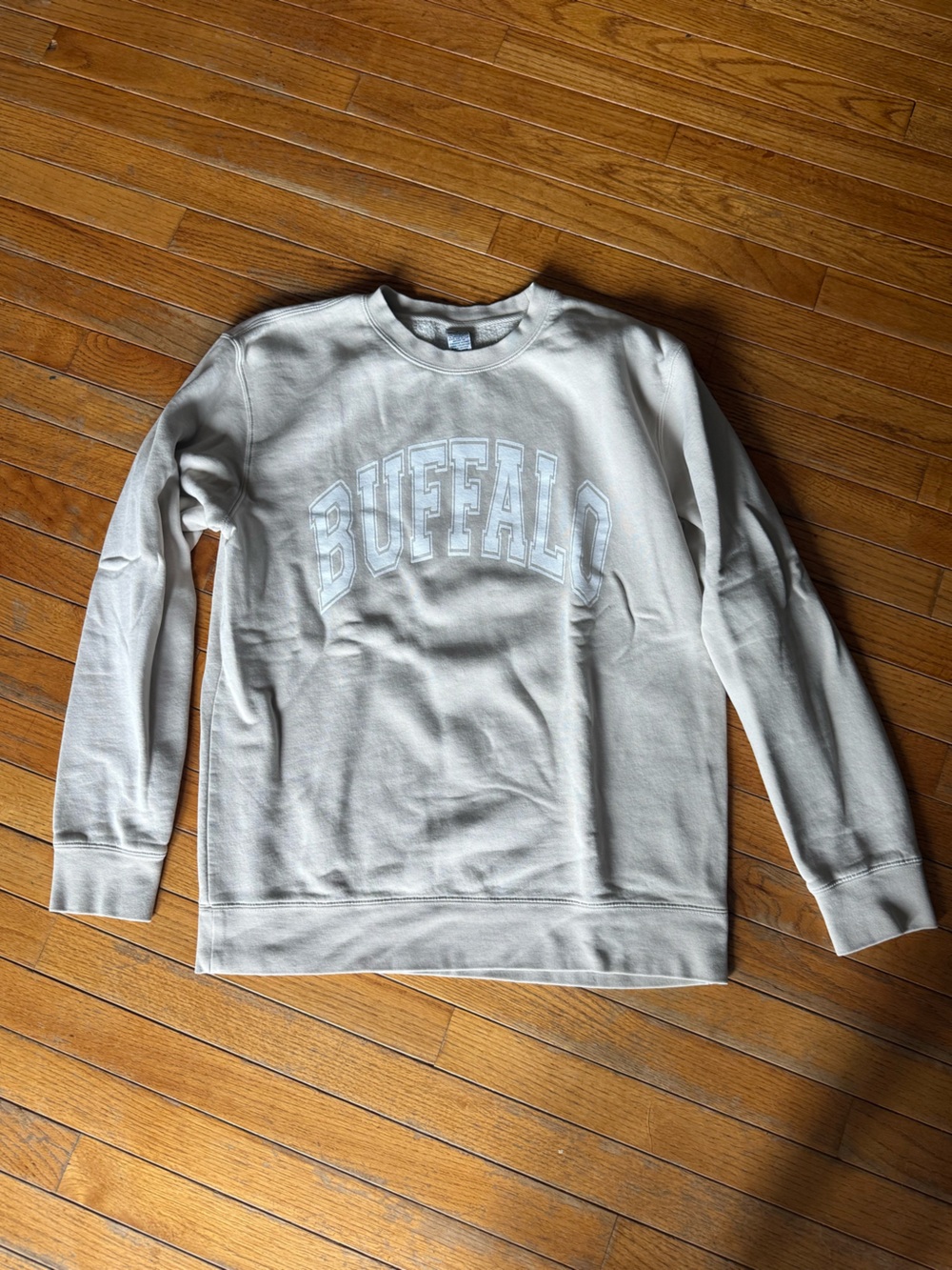 Buffalo Graphic Crewneck Sweatshirt in Light Gray